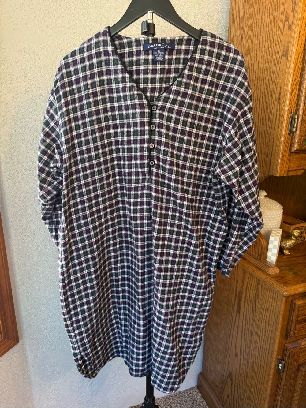 Charter Club Intimates womens Navy & Green Plaid flannel sleep shirt. Size M